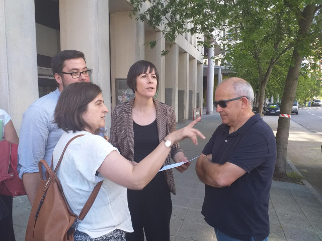 26M.- Pontón Pide Un BNG 