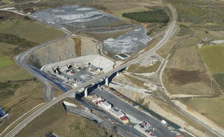 ​Detenidos 14 empleados de ADIF en Barcelona por inflar el coste de las obras del AVE