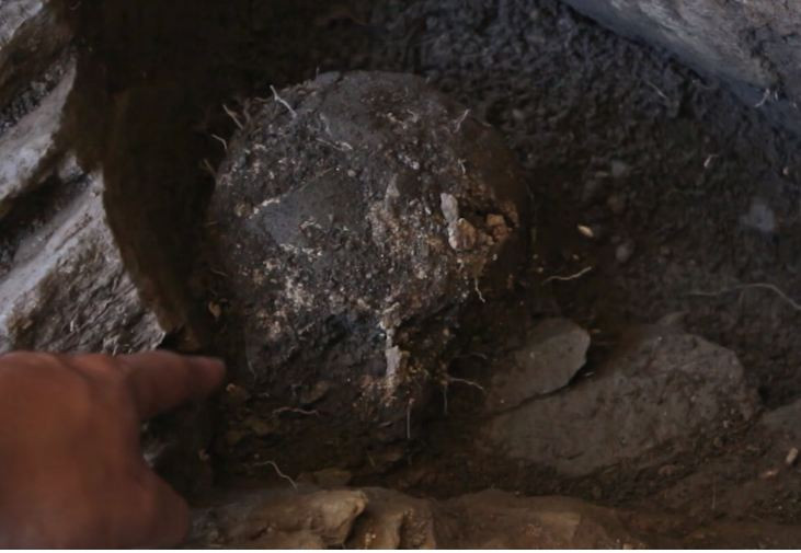 Restos osos adegas da memoria xurxo ayan brollon ribeira sacra