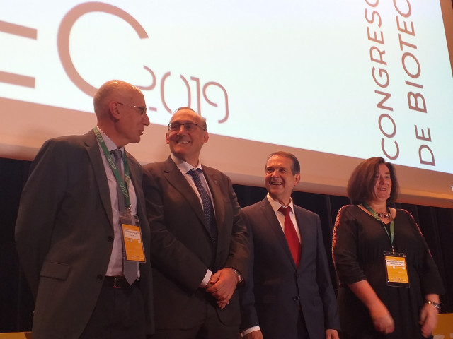 Expertos de España y Portugal se reúnen en Vigo para abordar el estudio y las aplicaciones de la biotecnología