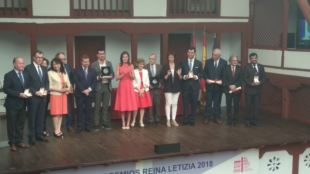La Reina Letizia entrega los premios que llevan su nombre del Patronato sobre Discapacidad