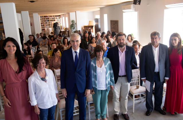 El conselleiro de Economía, Emprego e Industrias, Francisco Conde, en Santiago en la presentación de las ayudas para impulsar la ecoinnovación en el comercio de proximidad