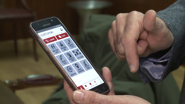 Menú principal de la aplicación AlertCops que permite envíar la localización de los peregrinos del Camino de Santiago a la Guardia Civil en caso de que lo necesiten