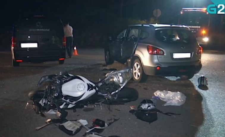 Motorista muere tras chocar contra un coche en Salvaterra