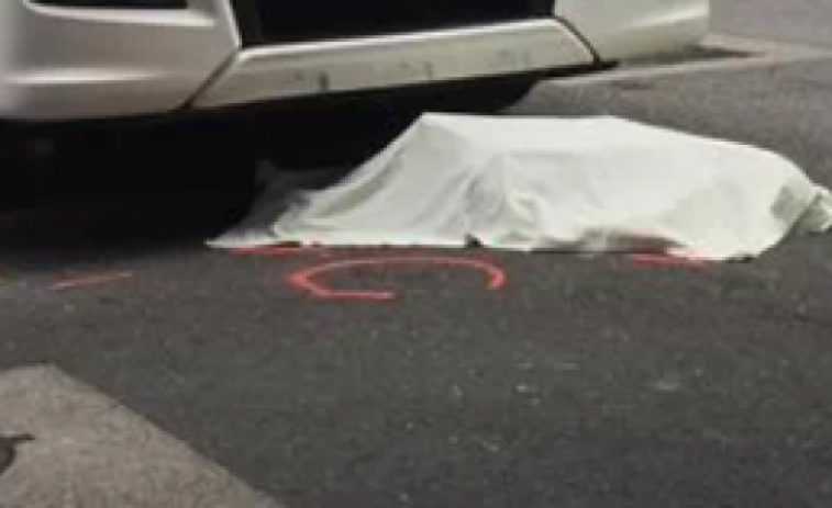 Un camión  atropella mortalmente a una mujer cerca de paso de peatones en A Coruña