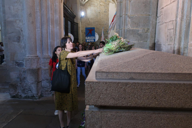 Fotos Homenaxe Galiza Nova Rosalia E Castelao