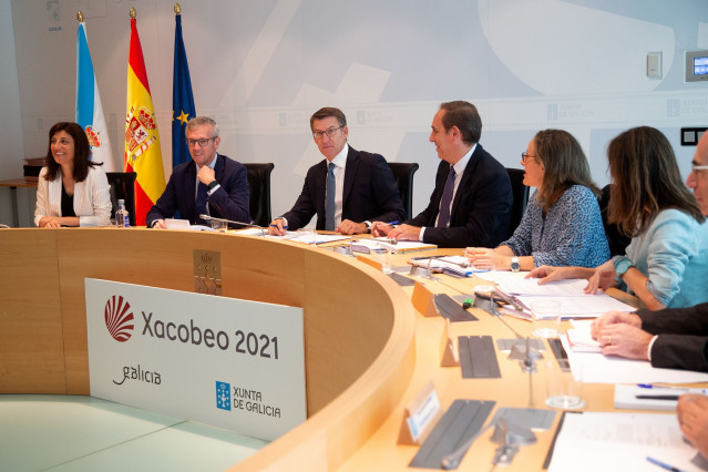 El presidente del Gobierno gallego, Alberto Núñez Feijóo, preside la reunión del Consello de la Xunta.