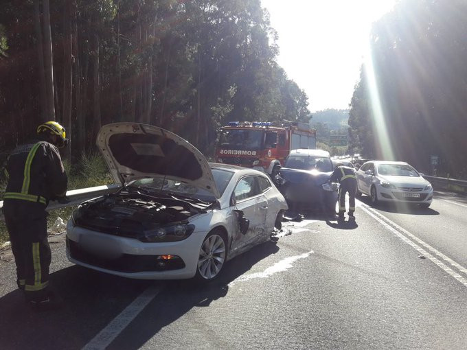 Accidente mu00faltiple sanxenxo
