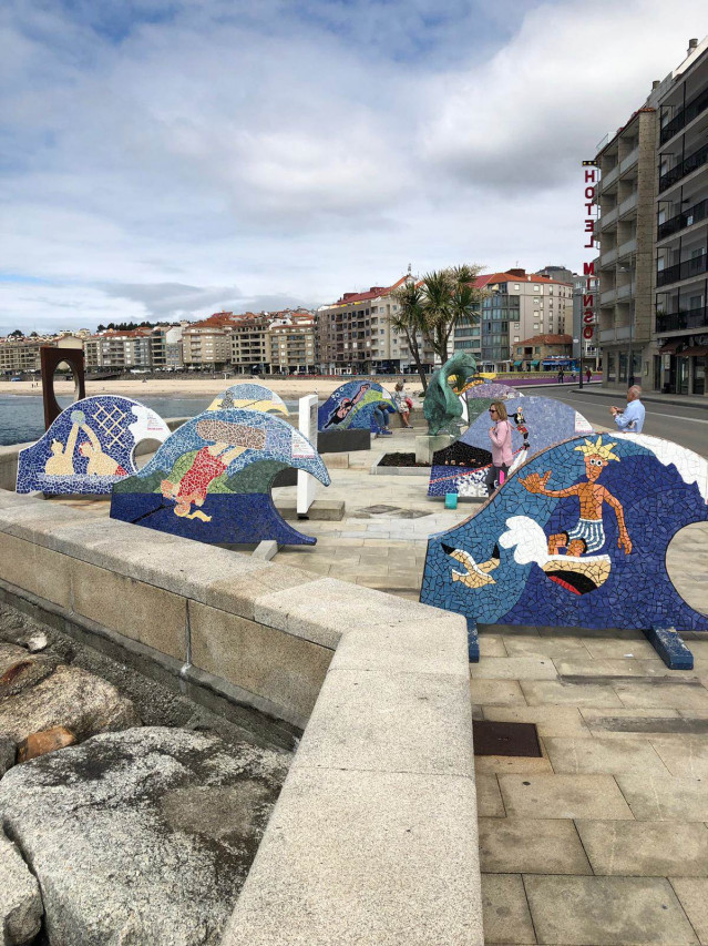 Imagen de una calle de Sanxenxo.