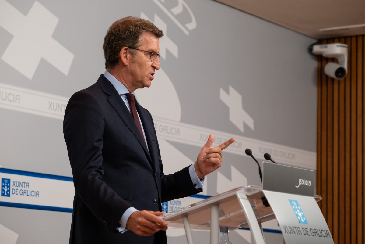 El presidente de la Xunta, Alberto Núñez Feijóo, en la rueda de prensa del Consello.