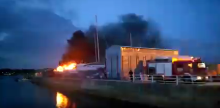 Arde eb Ares un barco nunha imaxe da CTVG