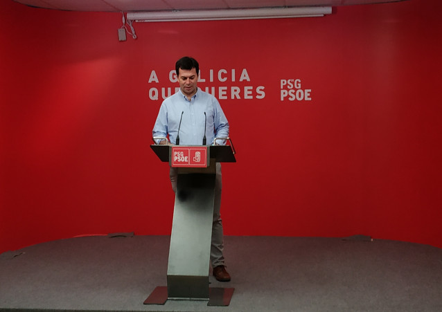 Gonzalo Caballero en rueda de prensa.
