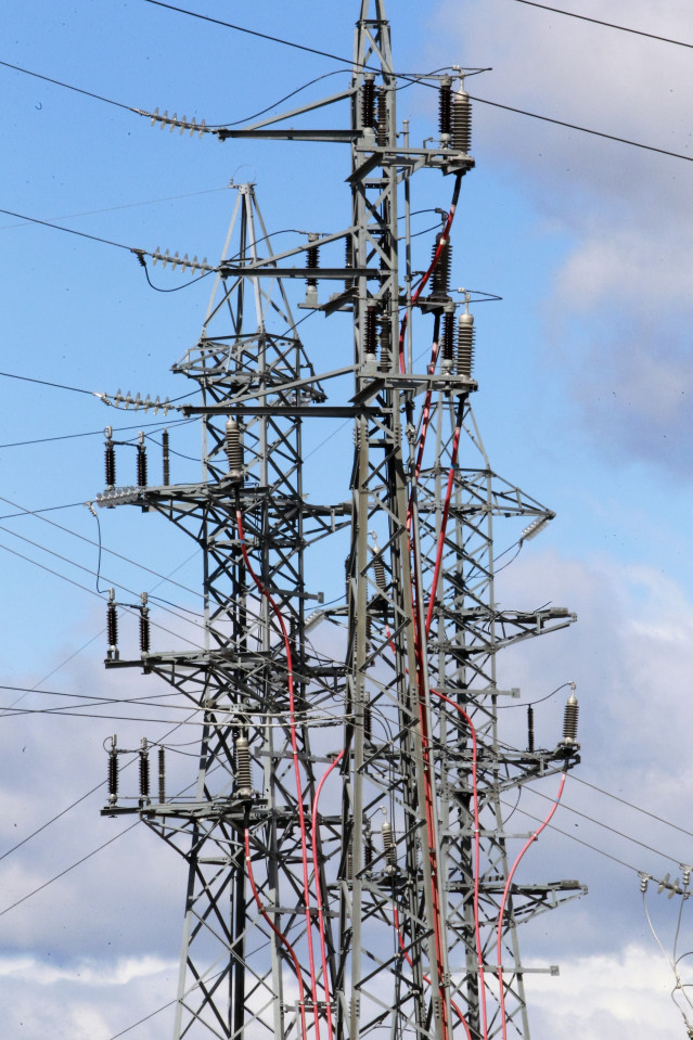 Electricidad, energía, cables, torres eléctricas, corriente