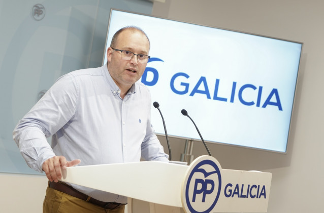 El secretario general del PP de Galicia, Miguel Tellado, en rueda de prensa