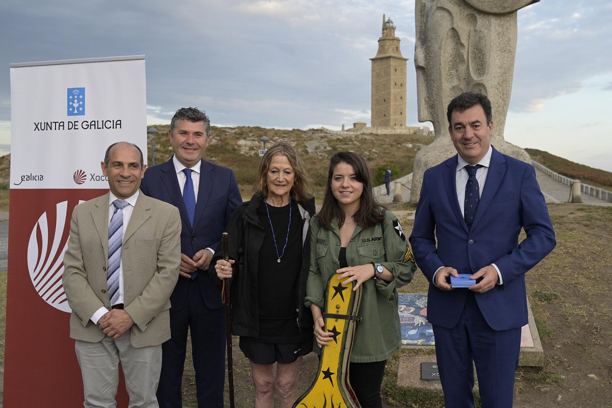 John lennon hermana julia baird