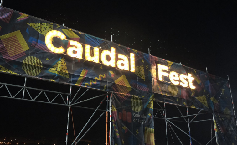Facua denuncia al Caudal Fest por impedir a los asistentes el acceso con bebida