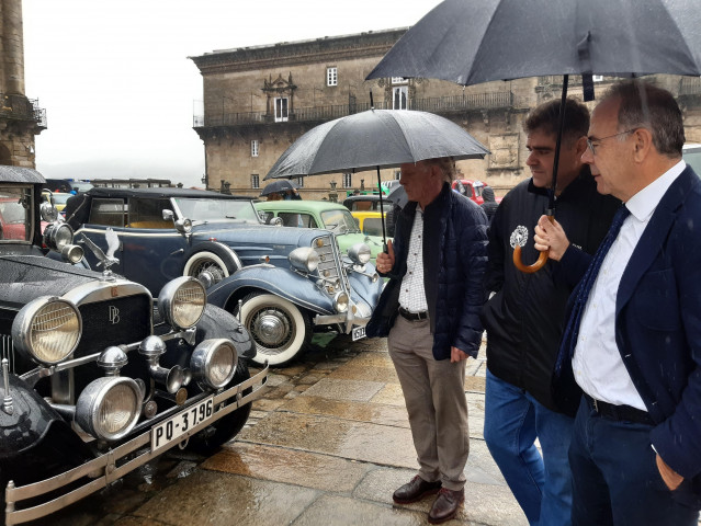IX edición de la concentración de vehículos históricos Compostela Monumental