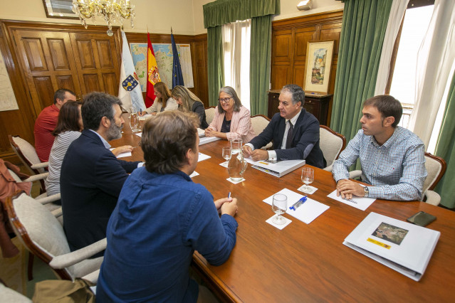 El concejal de Urbanismo, Juan Dáiz Villoslada, se reúne con la subdelegada del Gobierno, Pilar López-Rioboo