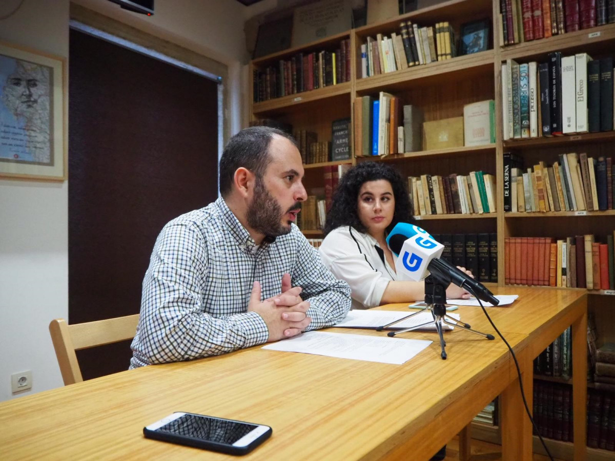 El presidente de A Mesa pola Normalización Lingüística, Marcos Maceira, ofrece una rueda de prensa sobre la encuesta del uso del gallego publicada por el IGE