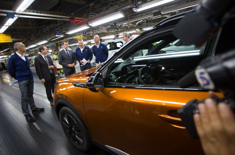 El Peugeot 2008 empieza a fabricarse en Vigo para estar en los concesionarios este año y con la promesa de más empleos
