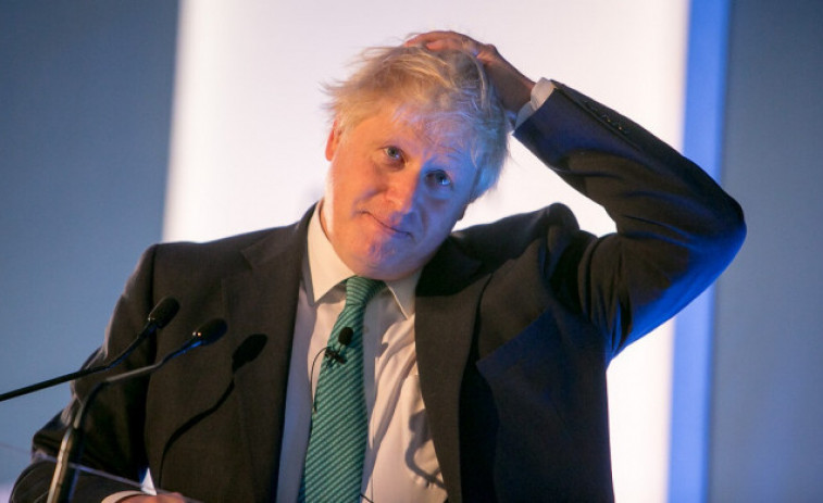 ​El estado de salud de Boris Johnson empeora y es trasladado a una Unidad de Cuidados Intensivos
