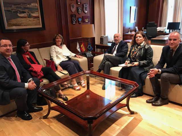 El delegado del Gobierno, Javier Losada, se reúne con la directora general de Modernización de la Justicia del Ministerio de Justicia, Sofía Duarte