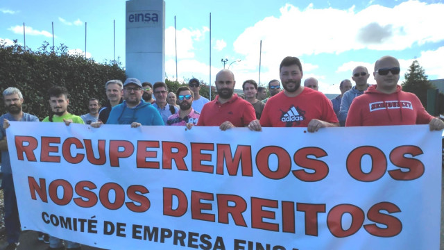 Concentración de los trabajadores en Einsa en As Pontes (A Coruña)