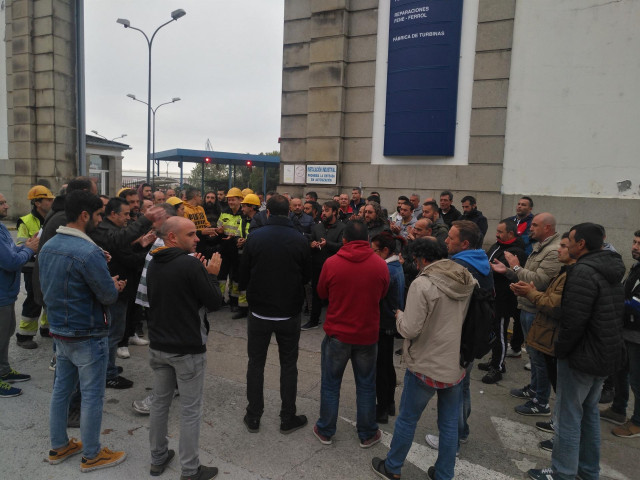 Los trabajadores de la UTE Tecman-Rayma suspenden la huelga en Ferrol.