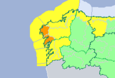 Alerta naranja por lluvia en la provincia de A Coruña y vientos de 130 km/h en Lugo