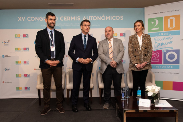 El presidente de la Xunta, Alberto Núñez Feijóo, asiste al Congreso de Cermis Autonómicos