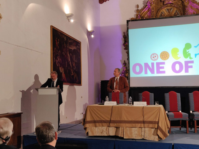 Jaime Mayor Oreja compareciendo en One of Us