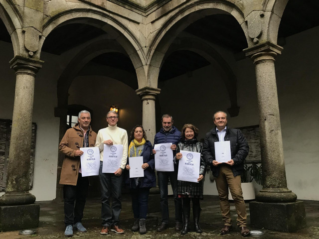 Jurado del IV Premio Xosé Neira Vilas.