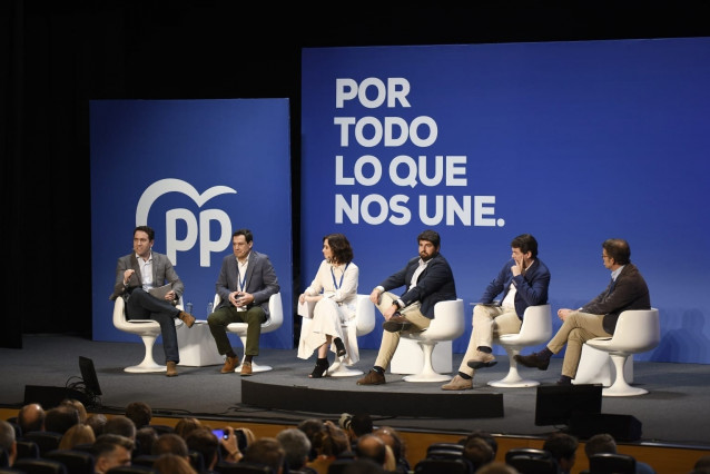 Mesa redonda con Isabel Díaz Ayuso, Juan Manuel Moreno, Fernando López Miras, Alberto Núñez Feijóo y Alfonso Fernández Mañueco, y moderada por Teodoro García Egea.