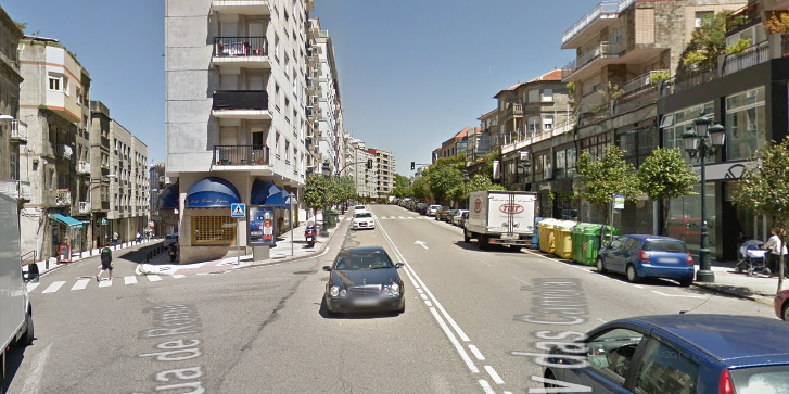 Avenida de las Camelias y cruce con Roimil en Vigo, donde se produjo el accidente