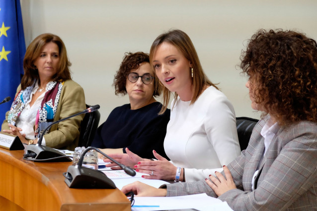 La conselleira de Política Social comparece en el Parlamento