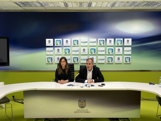 El portavoz del Partido Popular de Pontevedra, Rafa Domínguez, en rueda de prensa.