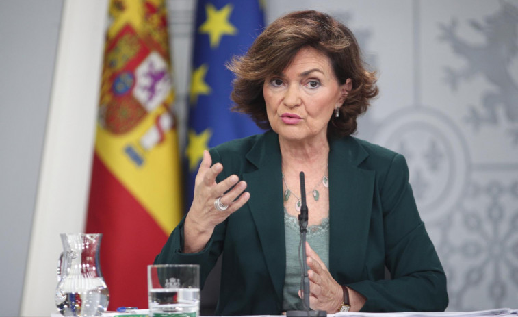 La vicepresidenta Carmen Calvo da negativo en la prueba de coronavirus pero los médicos no están seguros