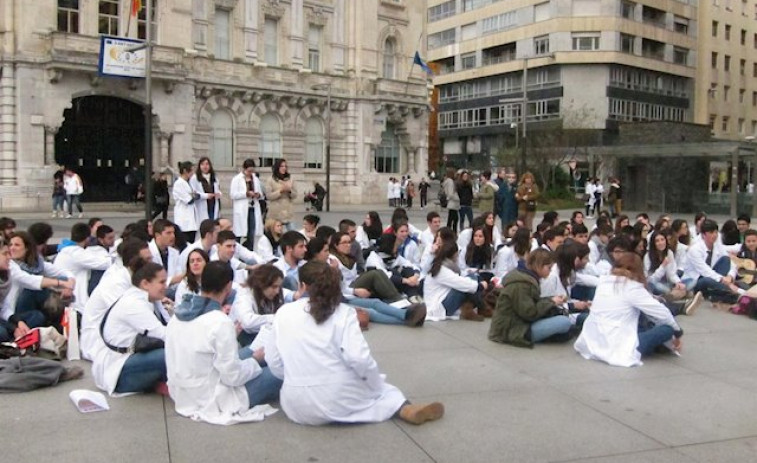 La USC contra las cuerdas: huelga indefinida de estudiantes de Medicina desde el 5 de noviembre