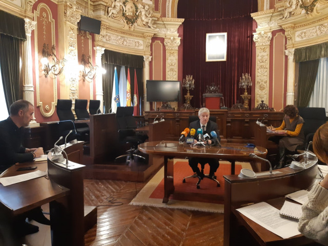 Rueda de prensa tras la junta de gobierno del Ayuntamiento de Ourense.