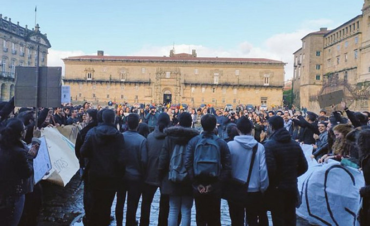 ​Fin a la huelga de Medicina… ¿y fin de las vejaciones de los profesores?: “No nos merecemos que nos traten como basura”