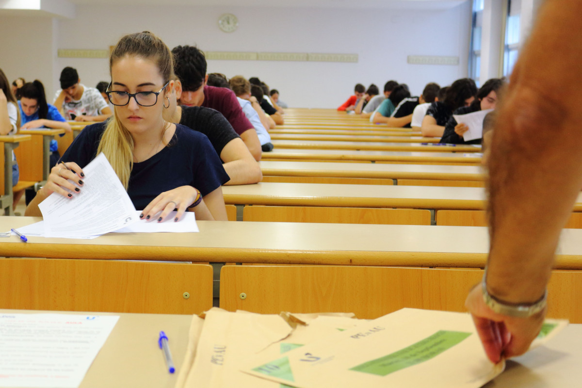 Examen de Selectividad de septiembre.