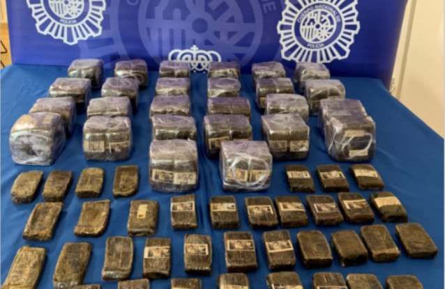 La Policía concluye la 'Operación Tractor' con 25 detenidos y desmantela una red de distribución de hachís en Lugo.