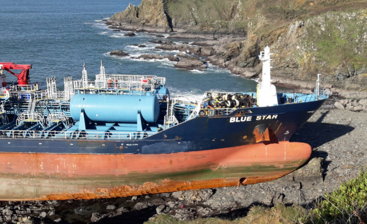 Navantia Ferrol pierde la reparación del petrolero que encalló, que acabará en la chatarra