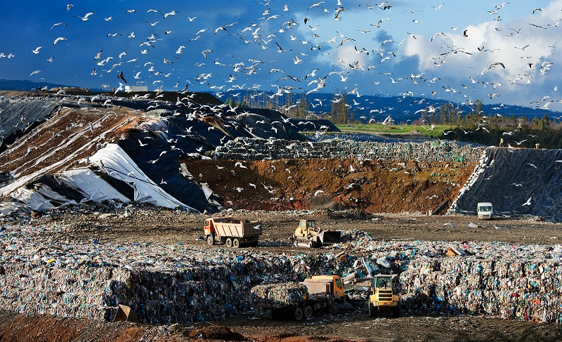 Vertedero de Areosa en Sogama (CERCEDA) en una foto de ADEGA