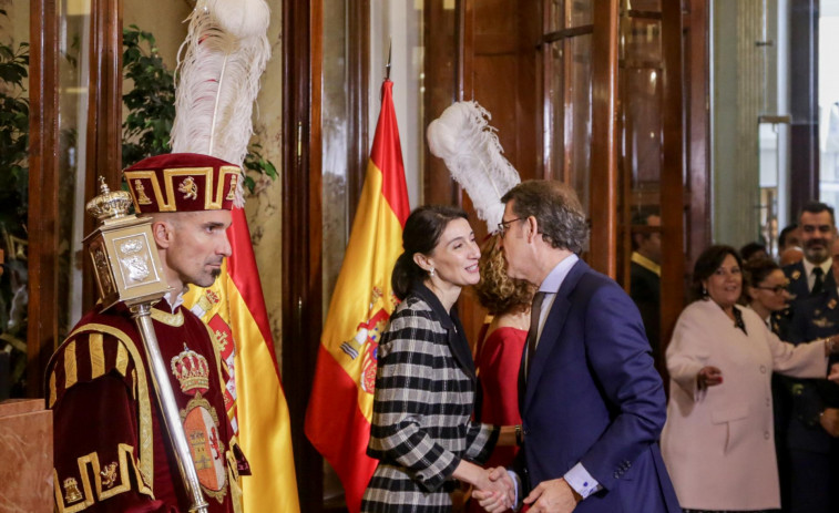 Feijóo mantiene la puerta abierta a pactar con el PSOE para salvar a España de un gobierno 