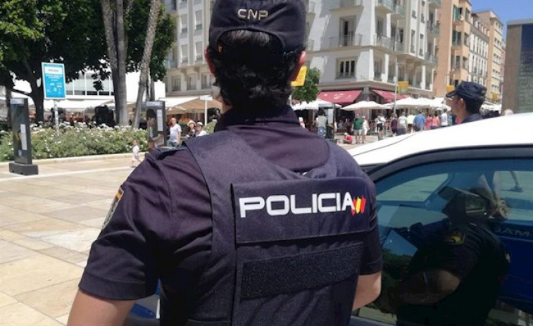 La Policía Nacional detiene al ladrón que tenía aterrorizada Redondela: un ciclista sexagenario de Vigo