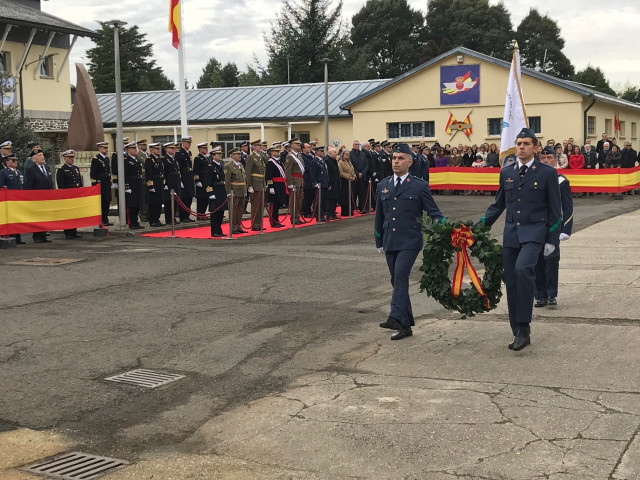 Acto de celebración de la patrona de la aviación en el Aeródromo Militar de Santiago.