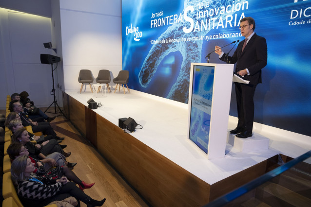 El presidente de la Xunta, Alberto Núñez Feijóo, interviene en las jornadas 'Fronteiras da Innovación Sanitaria'.