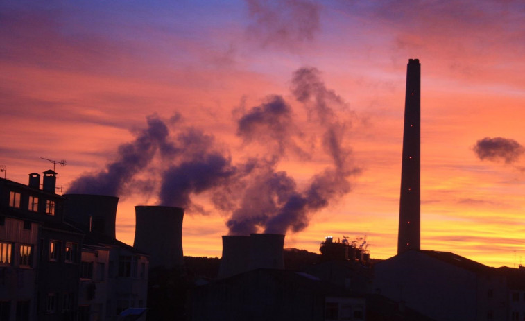 La térmica de As Pontes, la refinería de A Coruña y Alcoa San Cibrao son las tres mayores fuentes de contaminación de Galicia