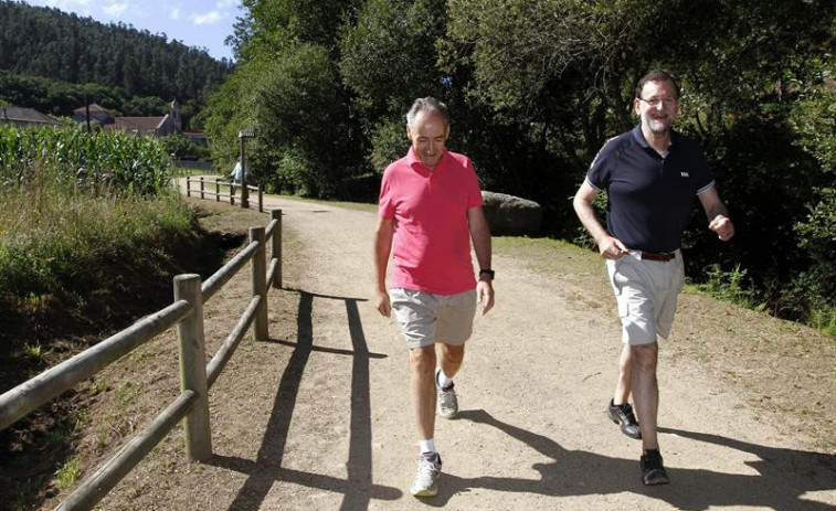 Rajoy xa disfruta en Ribadumia (Pontevedra)